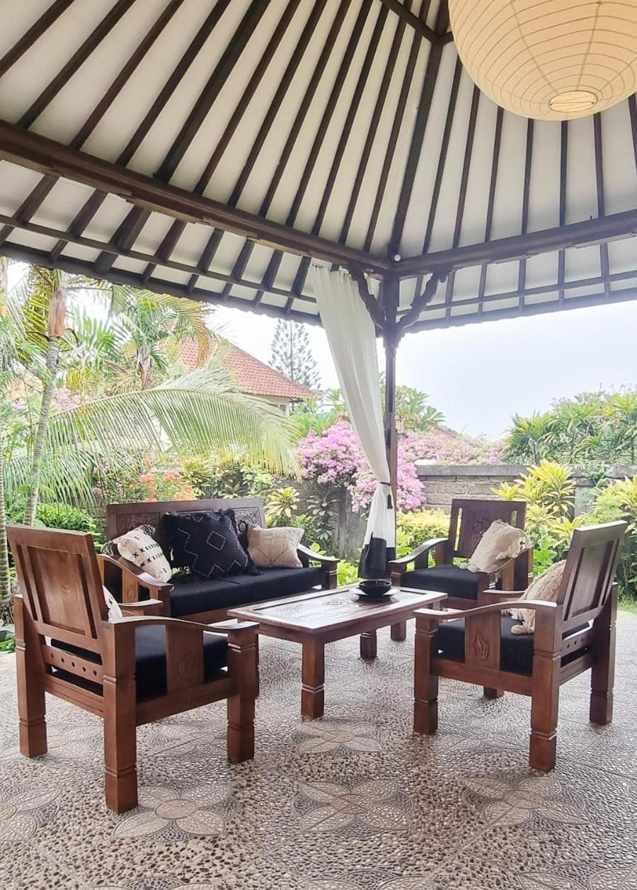 Mumbul Villas Nusa Dua  Eksteriør bilde