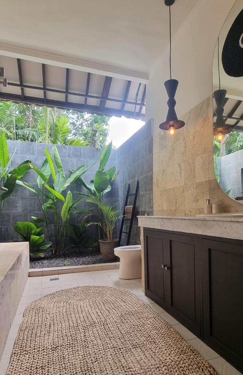 Mumbul Villas Nusa Dua  Eksteriør bilde