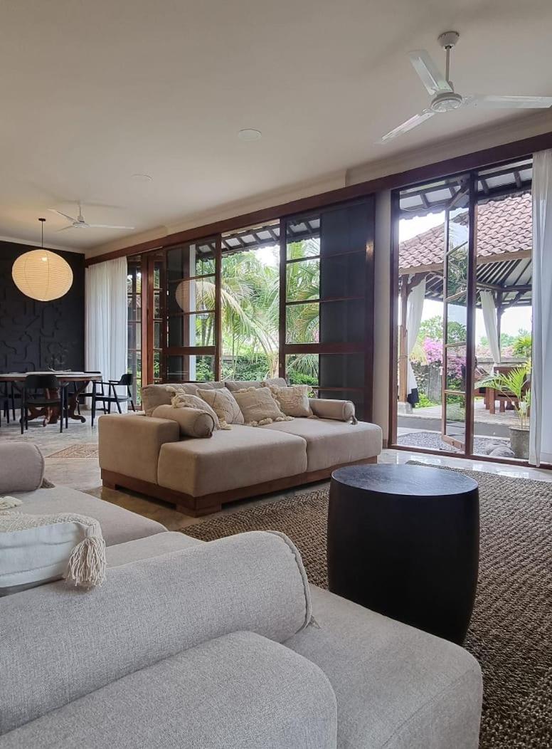 Mumbul Villas Nusa Dua  Eksteriør bilde
